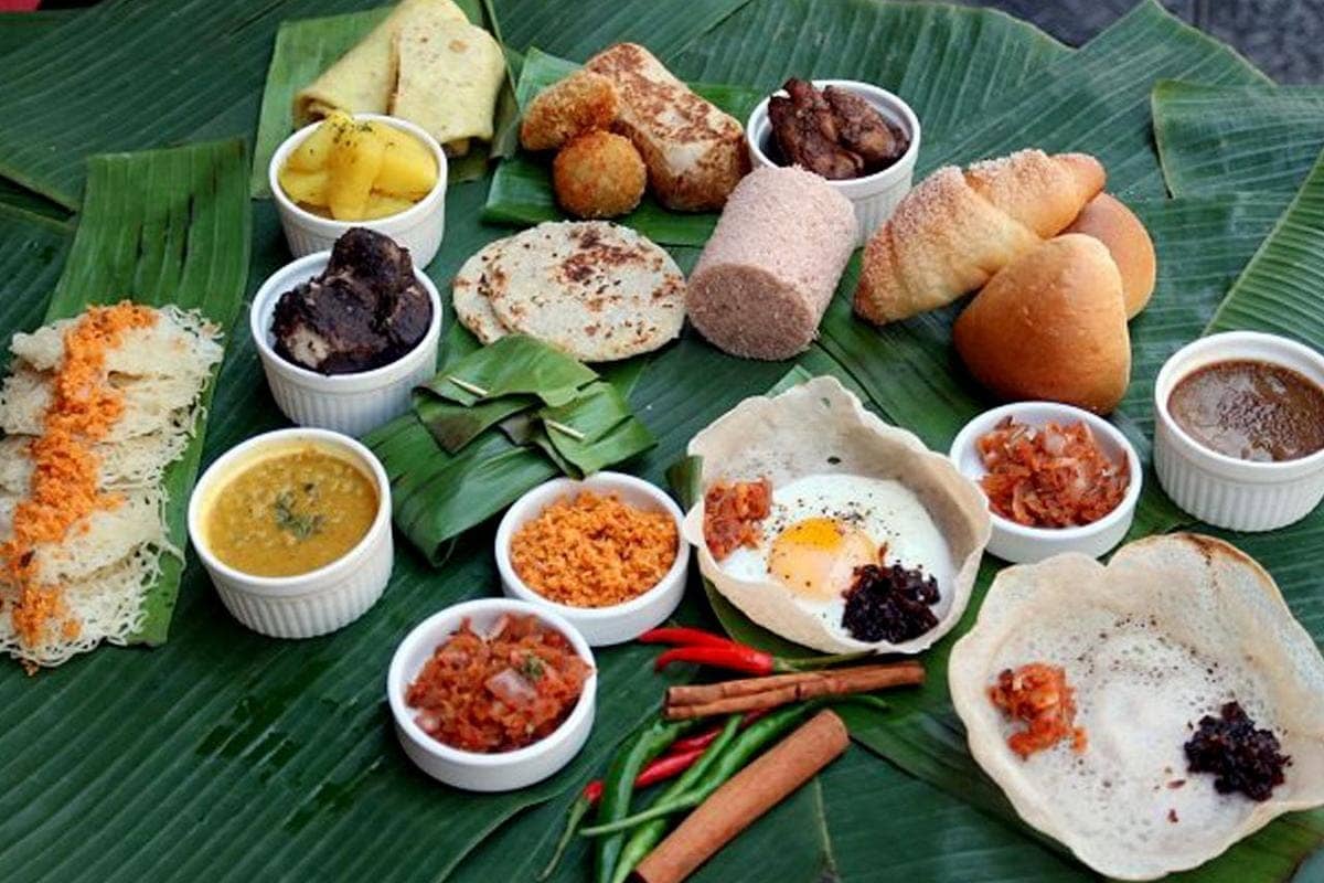 Питание на шри ланке. Шри Ланка еда Национальная. Национальная кухня Шри Ланки. Шри Ланка нац кухня. Тхали Шри Ланка.